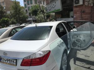شیشه درب عقب جنسیس سدان