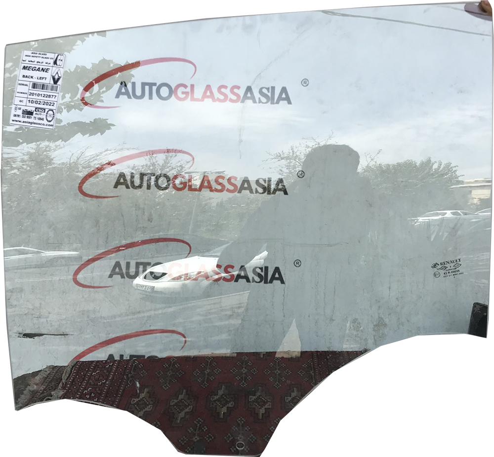 شیشه درب عقب رنو مگان